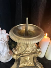 Image 6 of Très grand pique cierge d’église en bronze massif, début 1900