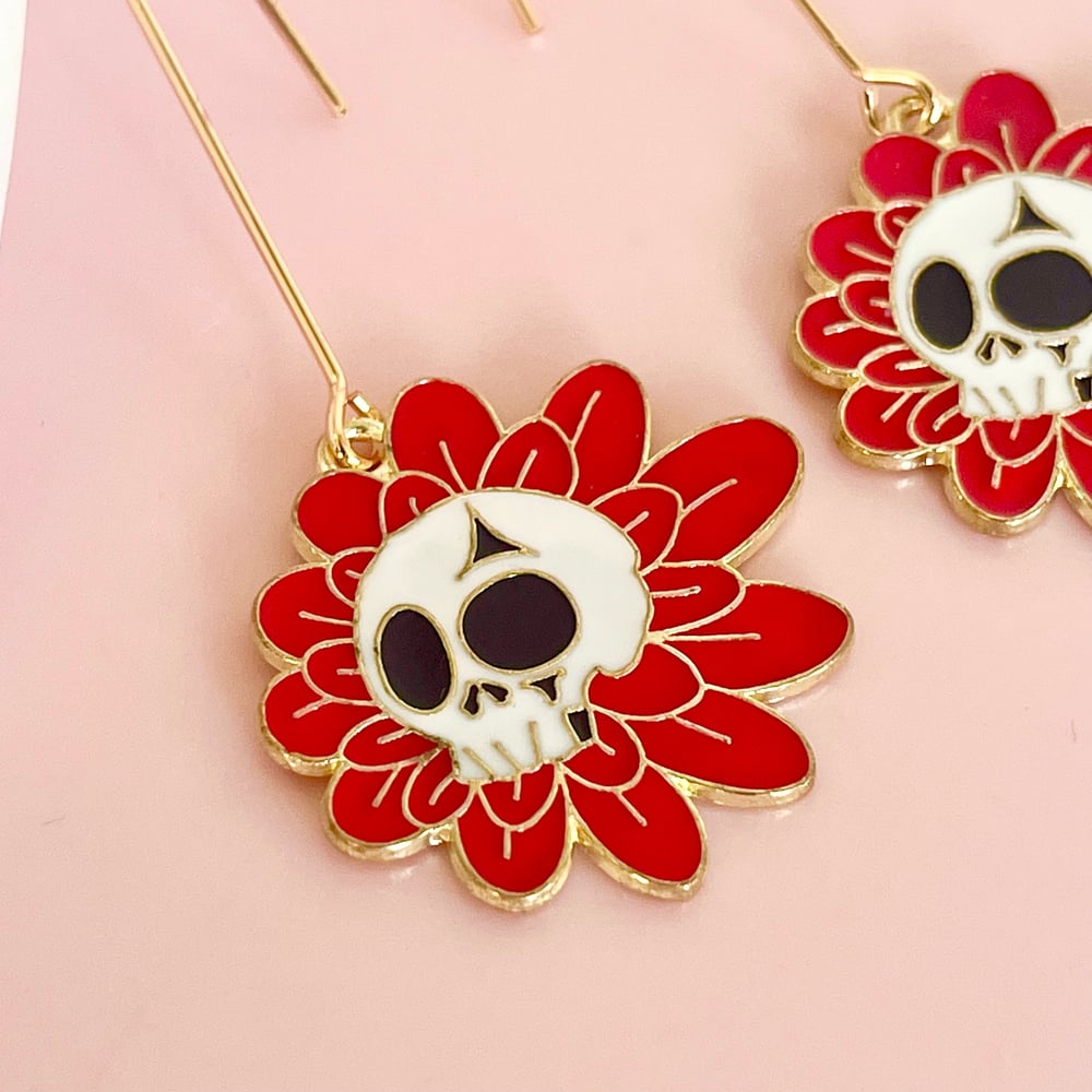 Image of Big Red Sunflower Skull Drops