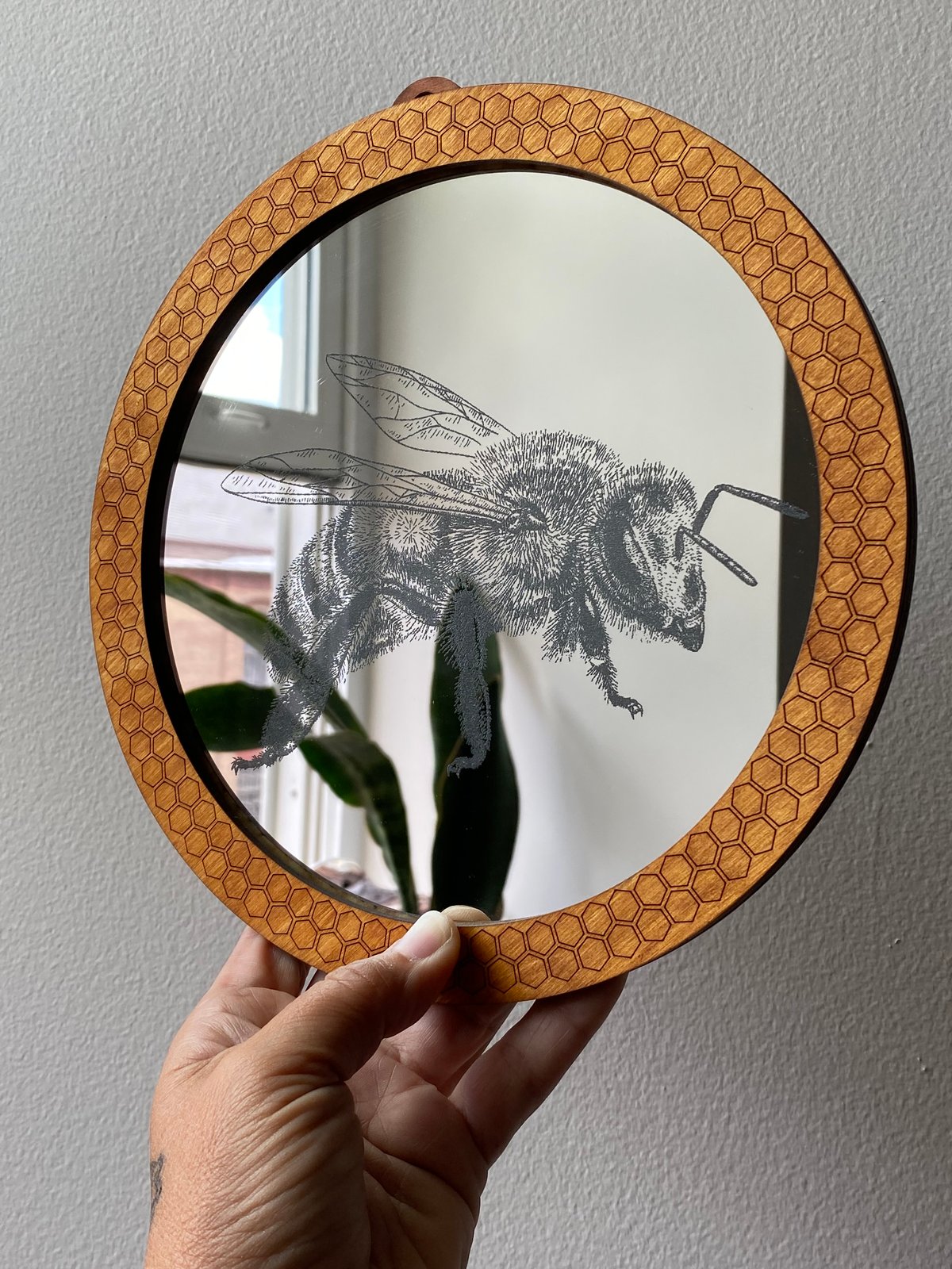 Image of Engraved Mirror - Honeybee