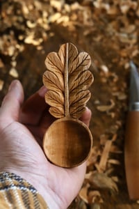 Image 1 of  Two toned Oak leaf Scoop