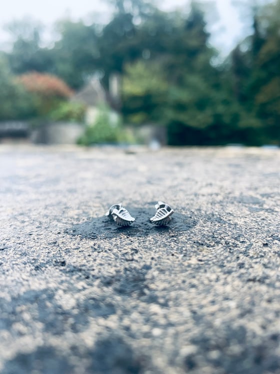 Image of Silver Leaf Earrings