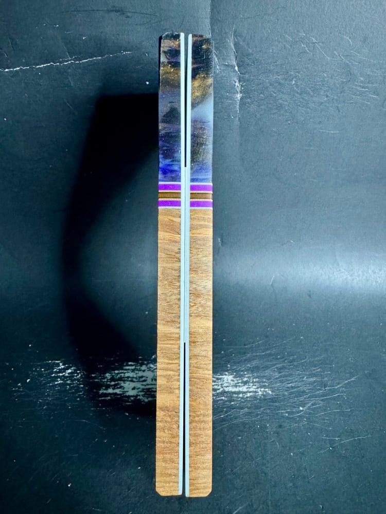 Image of @Kaoticartworks Resin & Crosscut Spalted Ash GLOW Segmented Knife Scales