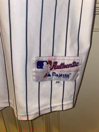 Image 4 of 2010 Derek Jeter Home Jersey (L)