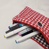 Image 3 of quilted UNI-BAG RED