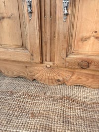 Image 4 of BUFFET -LEOPOLD