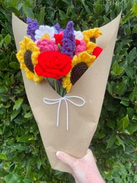 Image 1 of large flower bouquet 