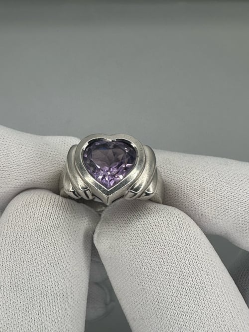 Image of Vintage Sterling Silver Amethyst Heart Ring 
