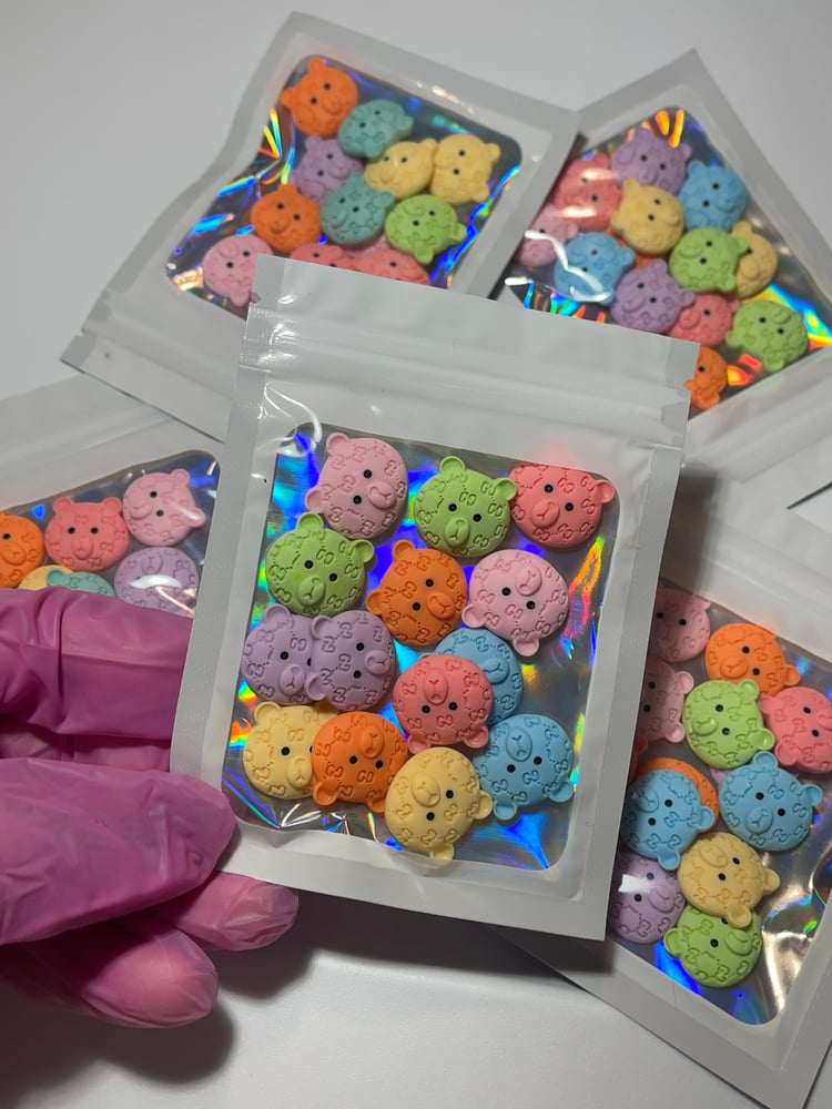 Image of MULTI COLOR GG BEARS 