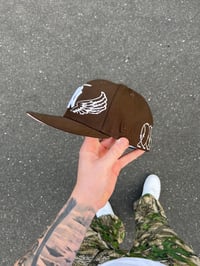 Image 3 of PINK BRIM BROWN NY YANKEES CUSTOM FITTED CAP