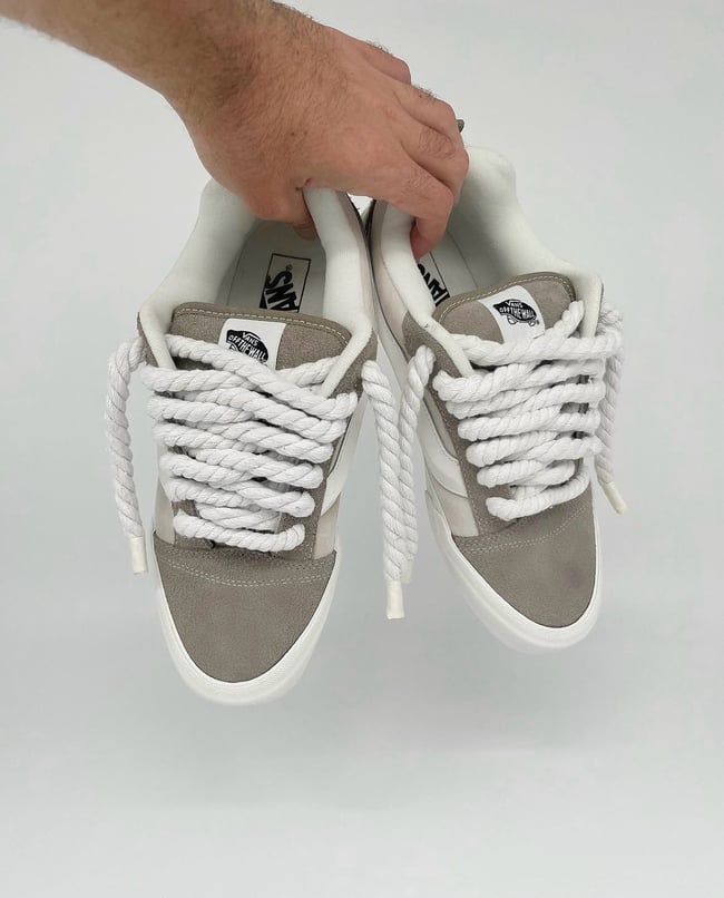 ‘BEIGE’ VANS KNU SKOOL