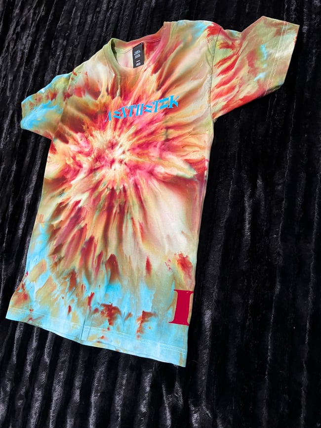 ICE DYED T-SHIRT (Dragon's Egg)