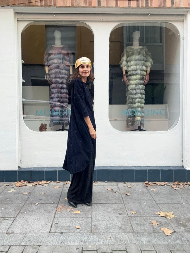 AMAZONA KAFTAN IN MIDNIGHT BLUE SEQUINS 