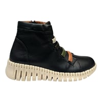 Image 6 of ROAMERS JUDITH BLACK COMBO