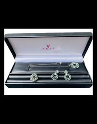 Image 1 of ARTE Madrid emerald and Crystal layered circle necklace, ring, and earrings set