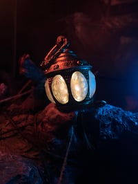 Image 2 of Hunter hand lantern
