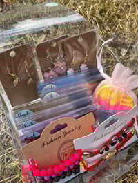 Image 1 of Bundle Box 