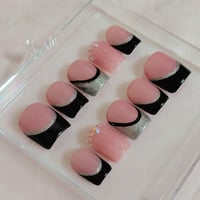 Image 1 of Black Glamour