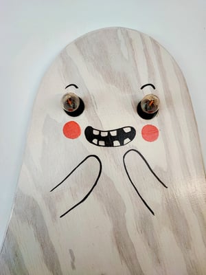 Image of Fantasmas de pared 4