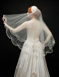 Image 7 of 1950s Graceful Beauty