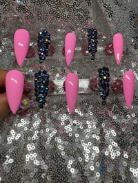 Image 4 of  Ready in pink gel press on nails