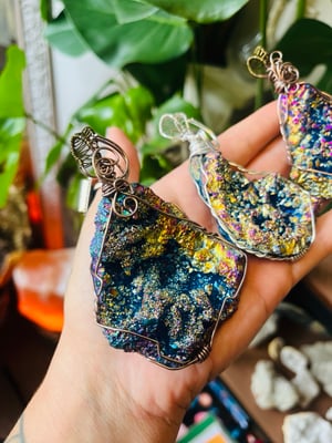 Image of Rainbow aura geode necklace 