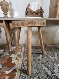Image 3 of Le tabouret de traite 