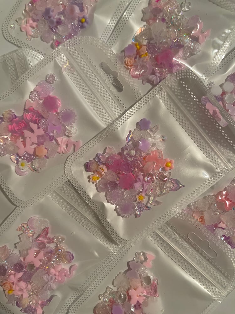 Image of PURPLE JUNK CHARMS