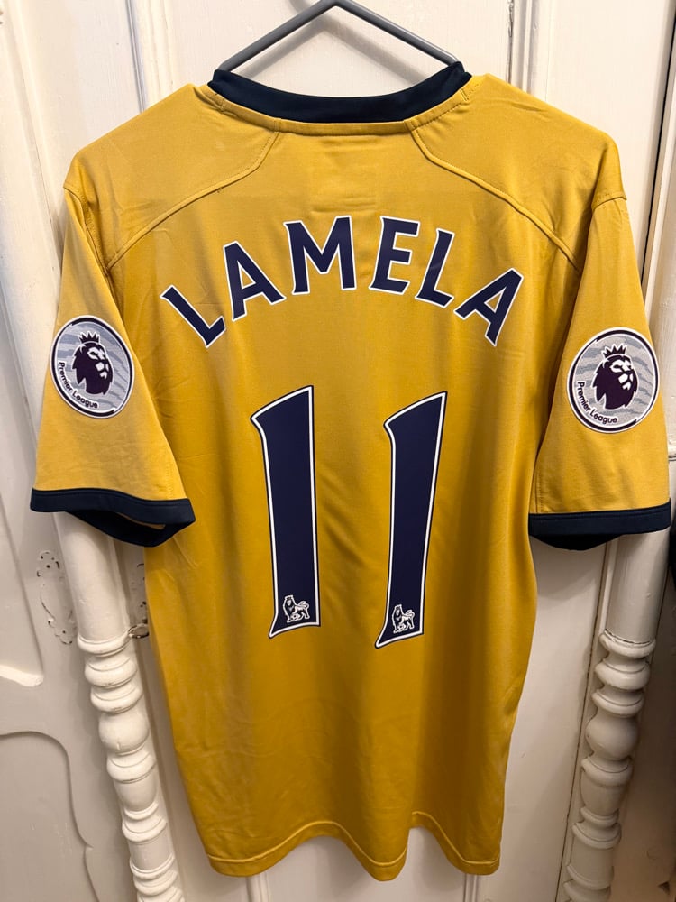 Image of PRE ORDER: Tottenham Hotspur “LAMELA 11” 2016/17 Third Shirt + PL patches (M)