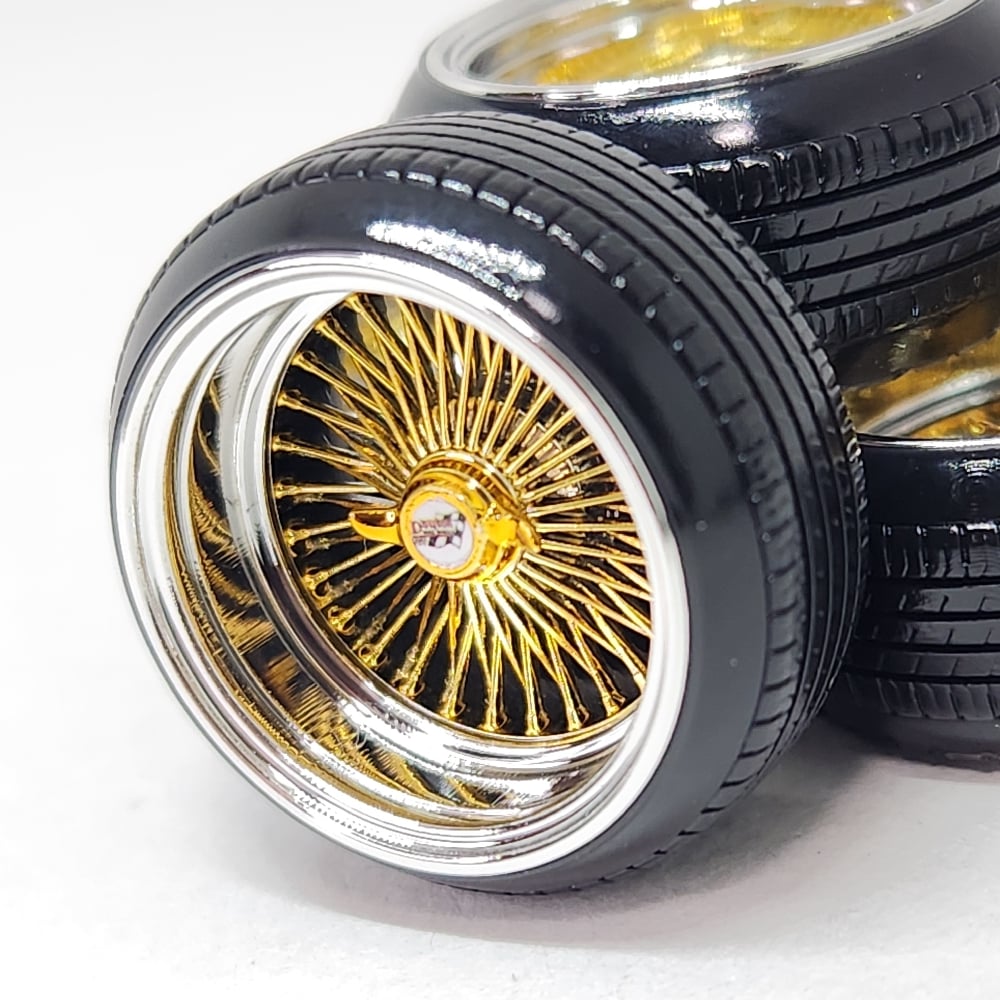 1:25 17 inch straight lace 2 tone | Lowrider Model Car Parts