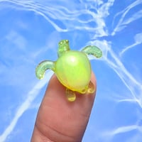 Image 2 of MINIATURE SEA TURTLE PENDANT 4