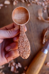 Image 5 of Falling Oak Leaves Coffee Scoop 