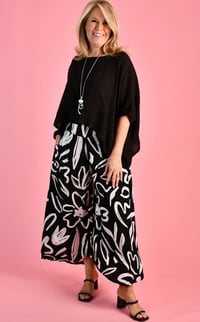 Image 2 of Sydney Wide Leg Black & White 