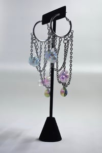 Image 4 of CAN YOU STAND THE RAIN (HOOPS)