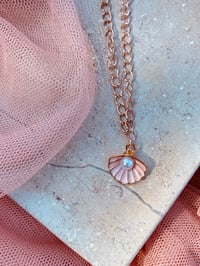 Image 1 of Mini Clam Shell Necklace