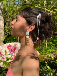 Image 3 of Way of pink roses