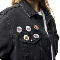 Image 1 of Trump 2024 Set of pin buttons