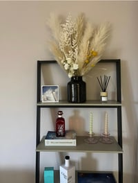 Image 2 of Dried daisy pampas arrangement 