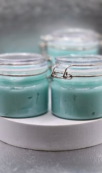 Image 4 of Cashmere Noir and Oud Sugar scrub