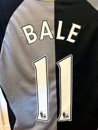 Image 5 of Tottenham Hotspur “BALE 11” 2012/13 Third Shirt + patches (L)