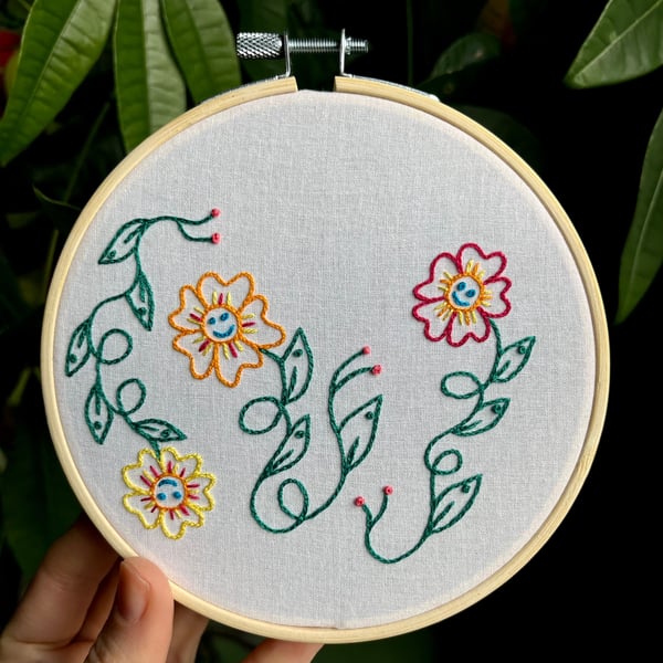 Image of Flower Buddies Hoop 