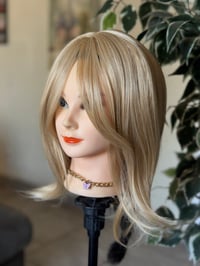 Image 3 of tupe flequillo güero 👱🏻‍♀️