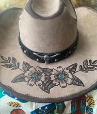 Image 1 of "Stay Wild" Flowers and Arrows, Hand-Burned Cattlemen Cowboy Hat