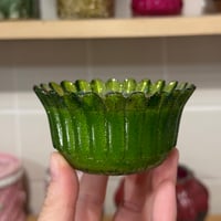 Image 2 of exotic spice scented glitter candle