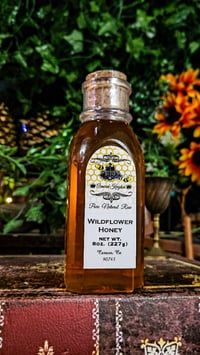 Image 3 of 👑The Armored Kingdom Premium Wildflower Honey Bottle(8oz) 💐🌺🍯