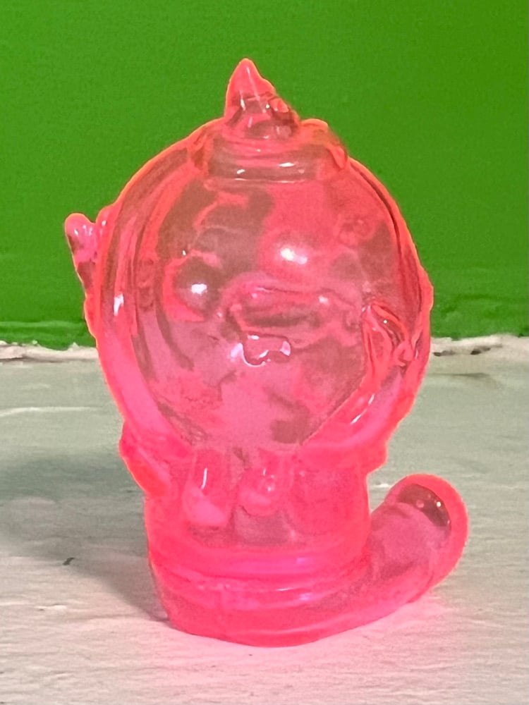 Crying Globby vinyl figure