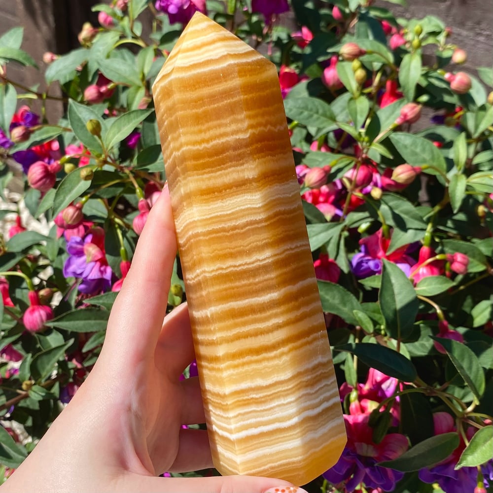 Image of Big Banded Orange Calcite Tower