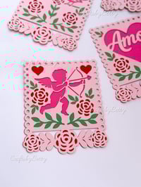 Image 4 of PAPEL PICADO SAN VALENTIN SVG / ARCHIVO DIGITAL