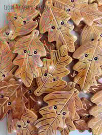 Image 2 of Mrs crunchy leaf