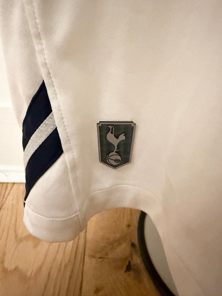 Image of PRE ORDER: Tottenham Hotspur "KANE 37" 2013/14 Home Shirt + PL patches (L)