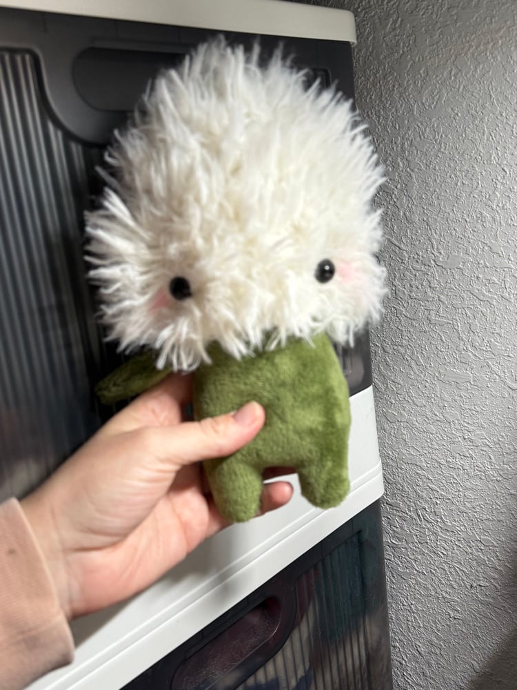 Image of Pre-order ultraplush dandelion friend slots